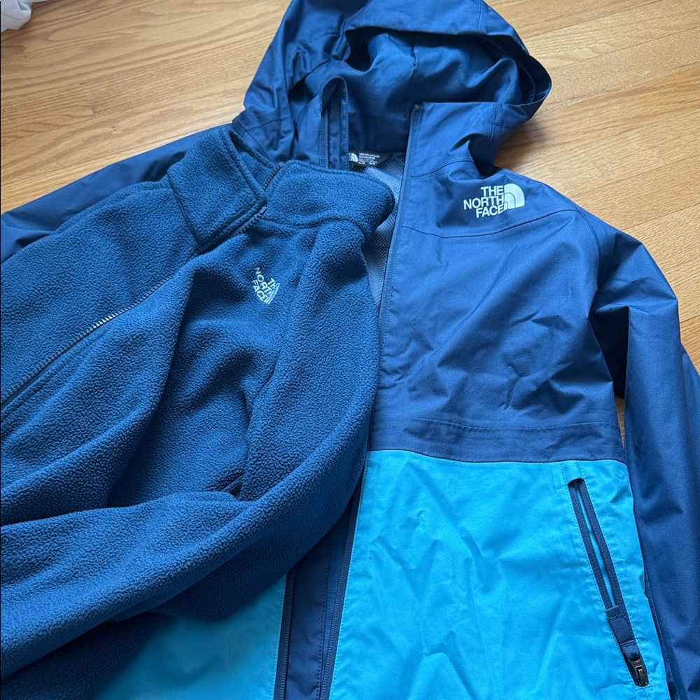 The North Face Kids Navy and Sky Blue Raincoat